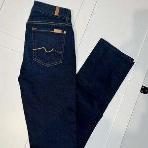 7 For All Mankind Kimmie Straight Jeans Size 27 Dark Wash